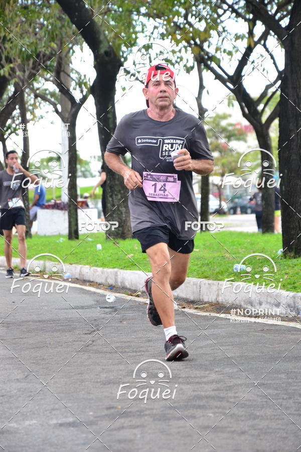 Buy your photos of the eventSantander Track&Field  Run Series - Shopping Vitria on Fotop