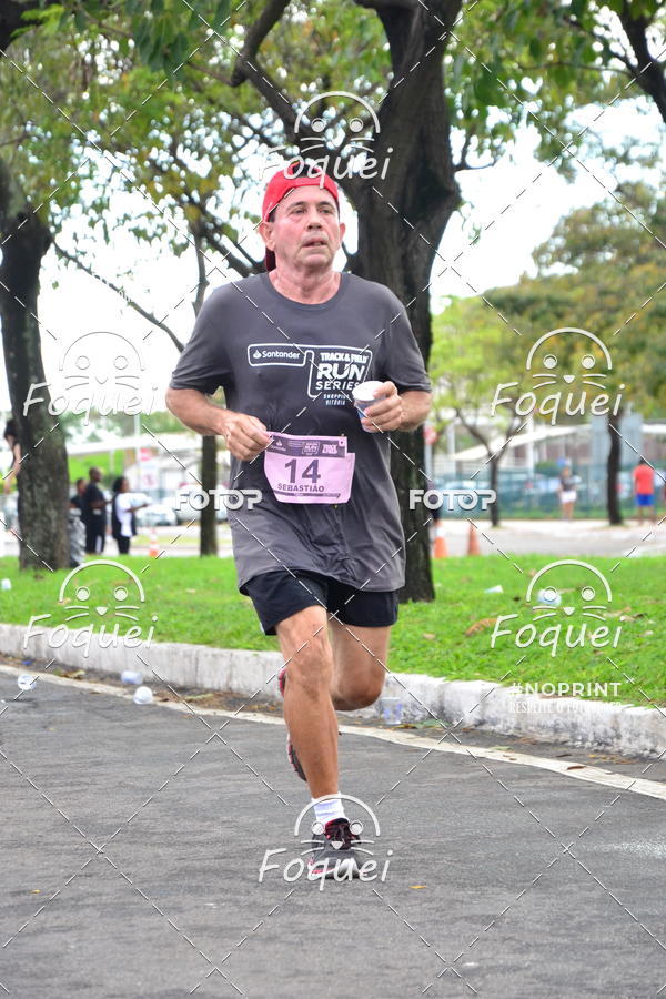 Buy your photos of the eventSantander Track&Field  Run Series - Shopping Vitria on Fotop