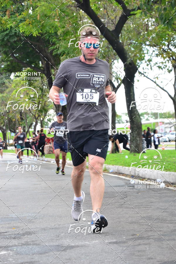 Buy your photos of the eventSantander Track&Field  Run Series - Shopping Vitria on Fotop