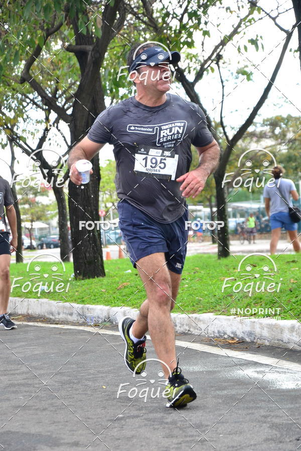 Buy your photos of the eventSantander Track&Field  Run Series - Shopping Vitria on Fotop
