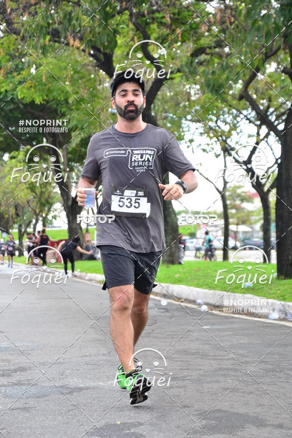 Buy your photos of the eventSantander Track&Field  Run Series - Shopping Vitria on Fotop