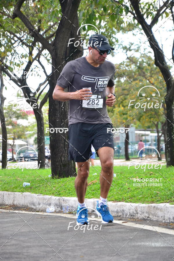 Buy your photos of the eventSantander Track&Field  Run Series - Shopping Vitria on Fotop