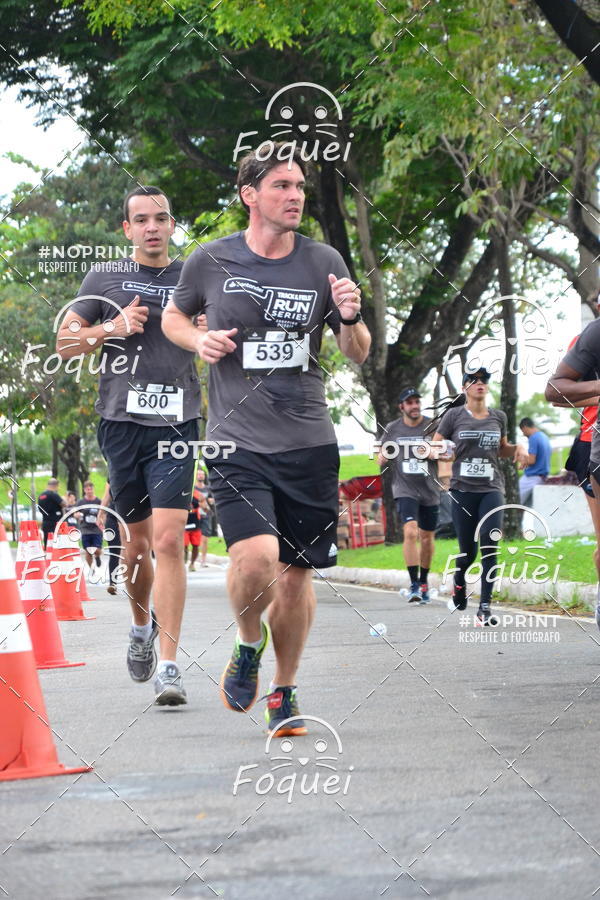 Buy your photos of the eventSantander Track&Field  Run Series - Shopping Vitria on Fotop