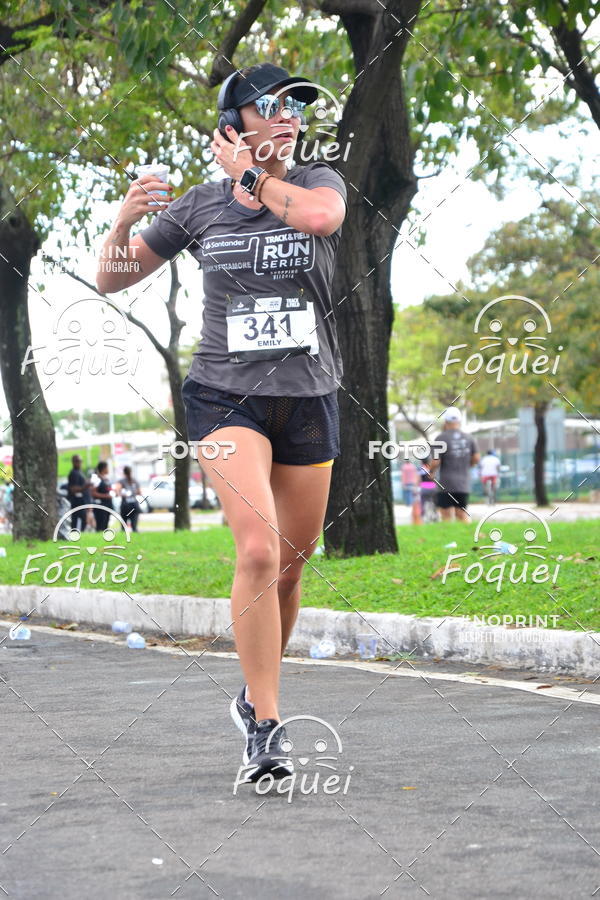 Buy your photos of the eventSantander Track&Field  Run Series - Shopping Vitria on Fotop