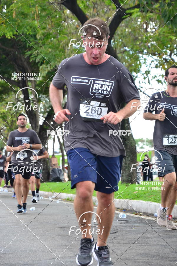 Buy your photos of the eventSantander Track&Field  Run Series - Shopping Vitria on Fotop