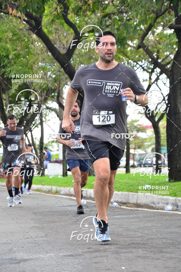 Buy your photos of the eventSantander Track&Field  Run Series - Shopping Vitria on Fotop