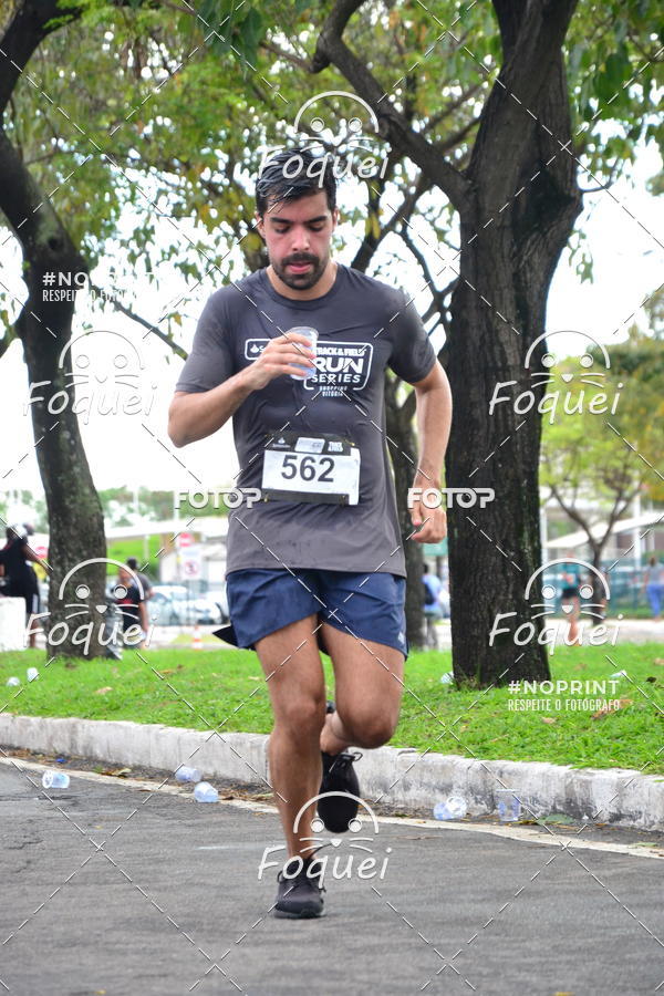 Buy your photos of the eventSantander Track&Field  Run Series - Shopping Vitria on Fotop