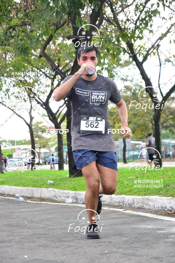 Buy your photos of the eventSantander Track&Field  Run Series - Shopping Vitria on Fotop
