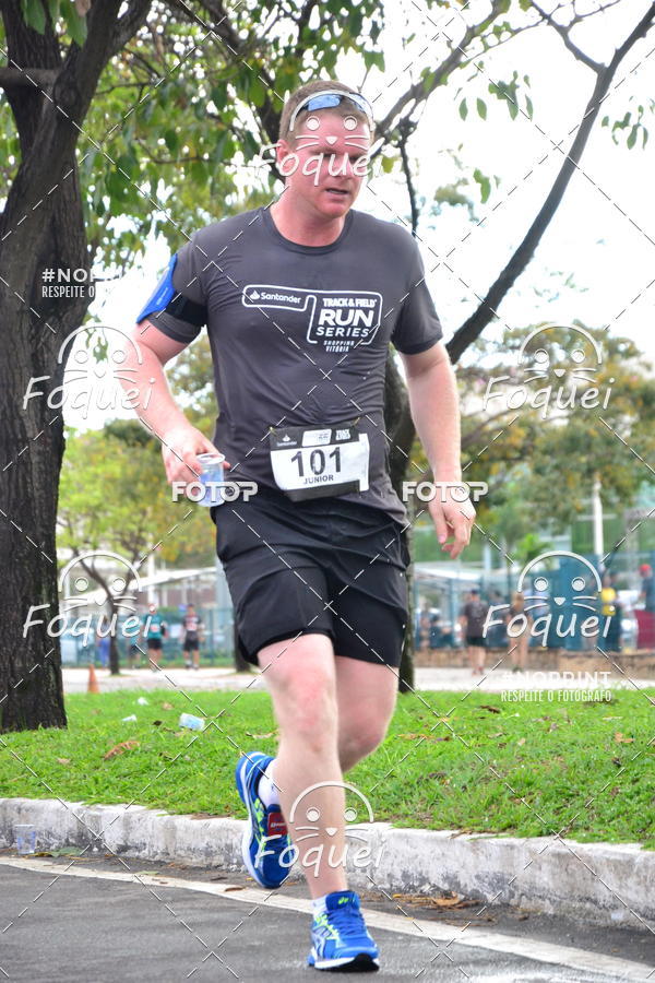 Buy your photos of the eventSantander Track&Field  Run Series - Shopping Vitria on Fotop