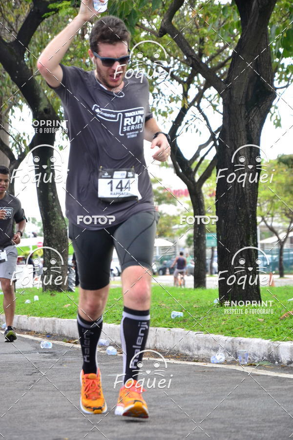 Buy your photos of the eventSantander Track&Field  Run Series - Shopping Vitria on Fotop