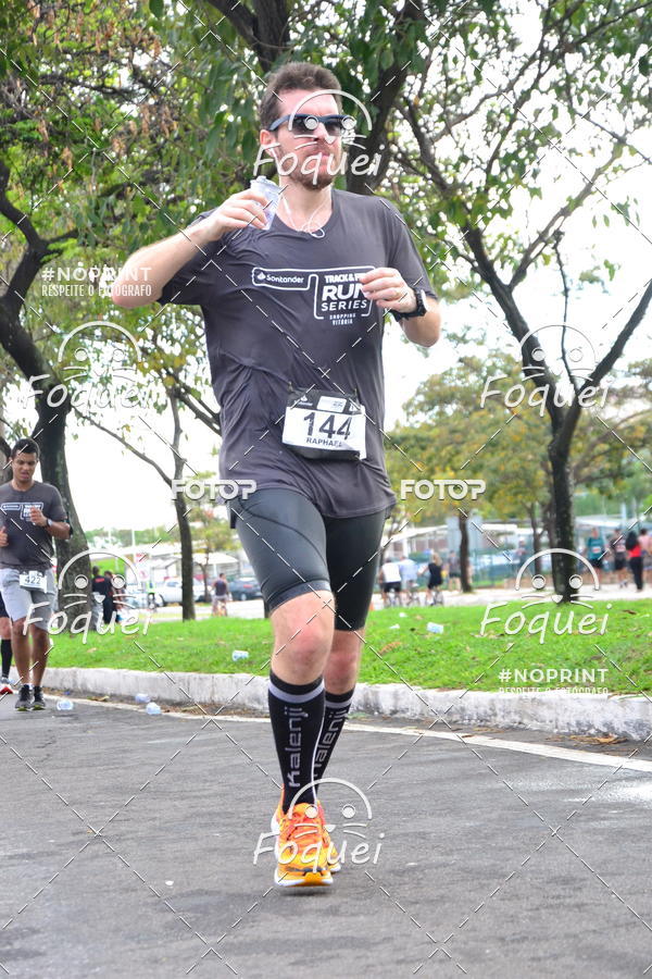 Buy your photos of the eventSantander Track&Field  Run Series - Shopping Vitria on Fotop