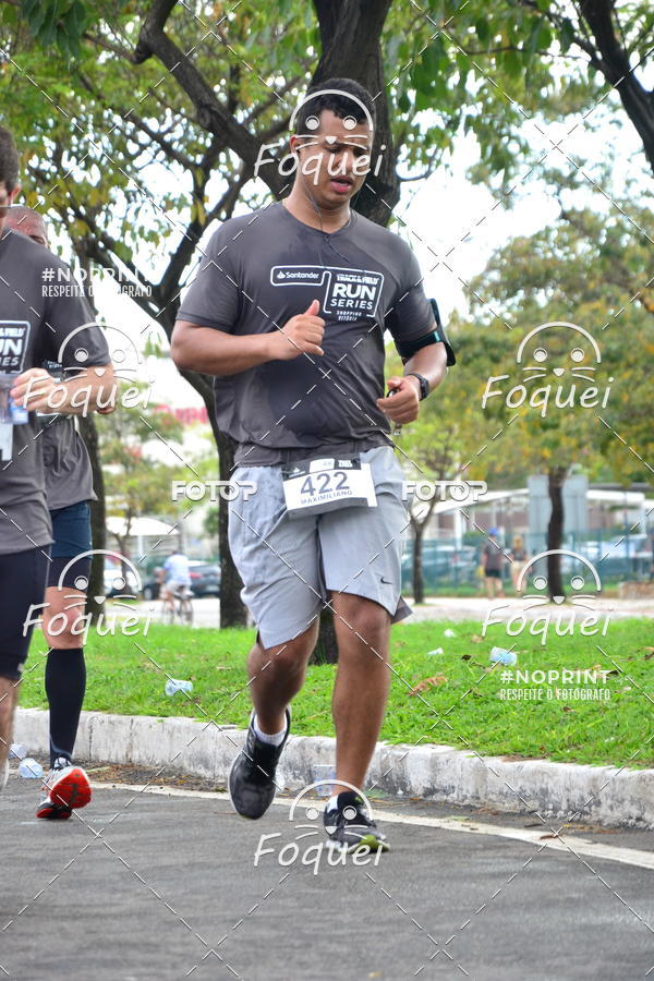 Buy your photos of the eventSantander Track&Field  Run Series - Shopping Vitria on Fotop