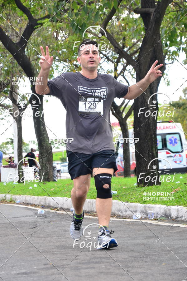 Buy your photos of the eventSantander Track&Field  Run Series - Shopping Vitria on Fotop