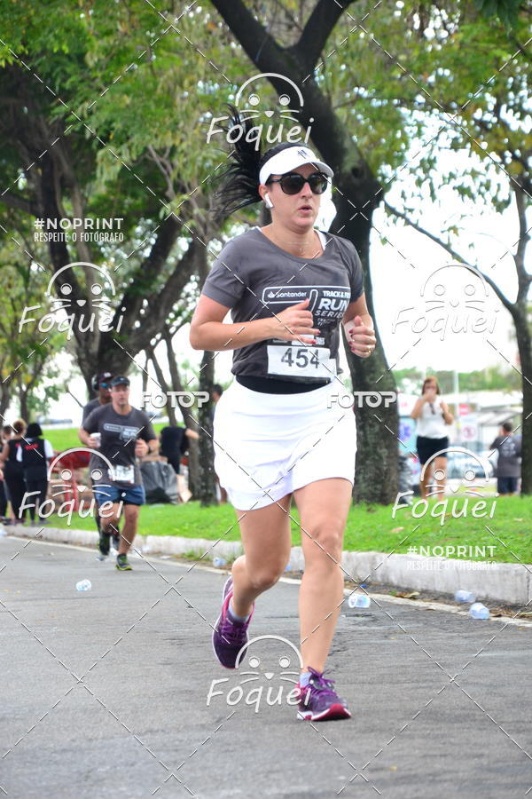 Buy your photos of the eventSantander Track&Field  Run Series - Shopping Vitria on Fotop