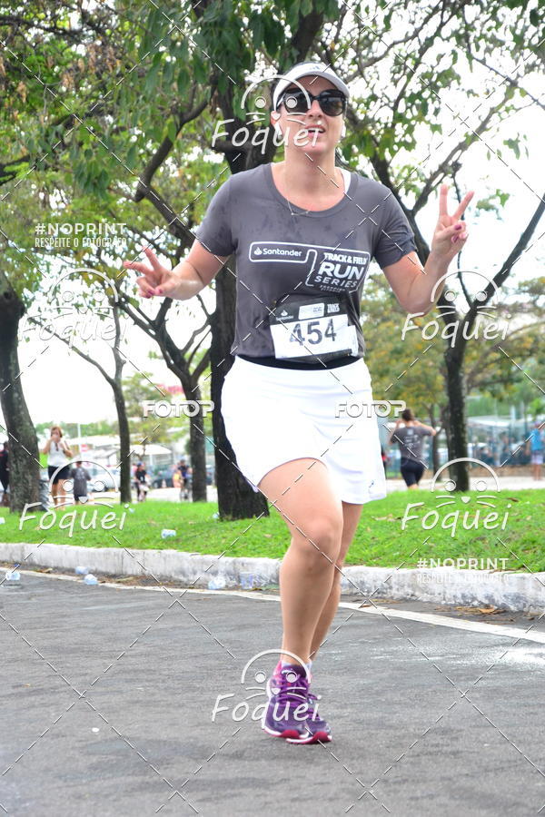 Buy your photos of the eventSantander Track&Field  Run Series - Shopping Vitria on Fotop