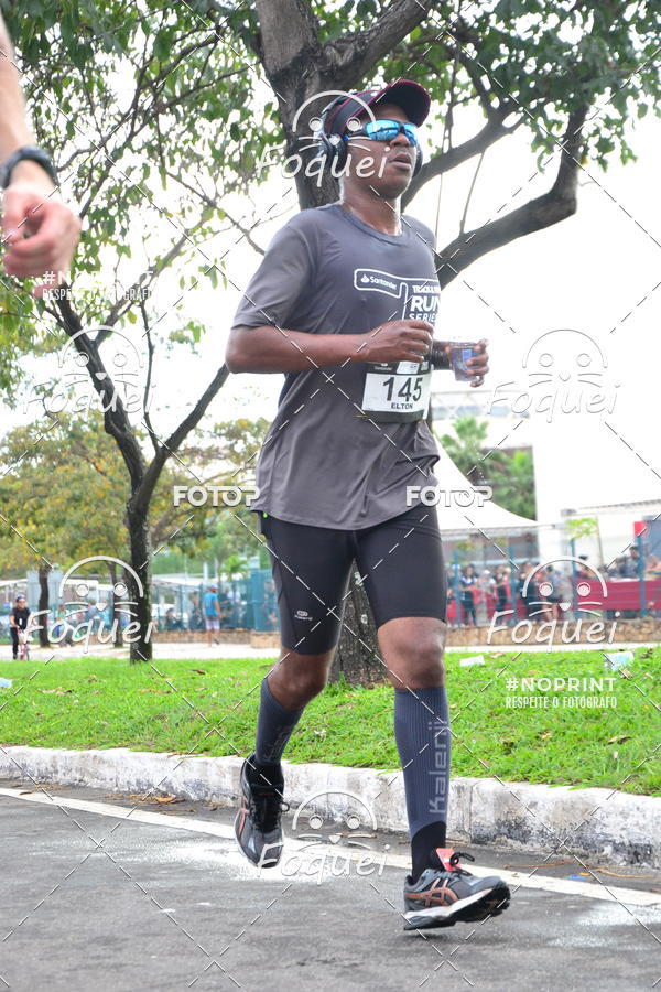 Buy your photos of the eventSantander Track&Field  Run Series - Shopping Vitria on Fotop