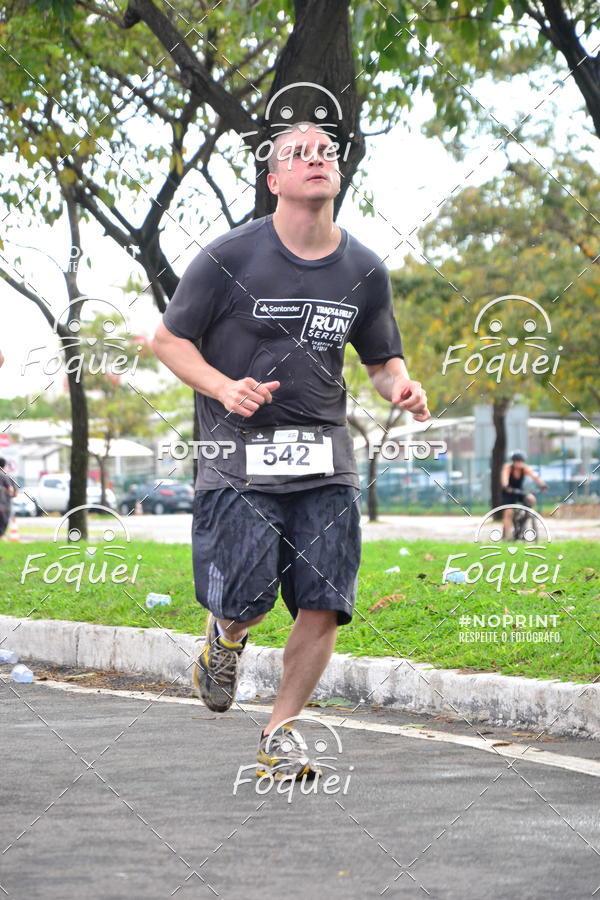 Buy your photos of the eventSantander Track&Field  Run Series - Shopping Vitria on Fotop