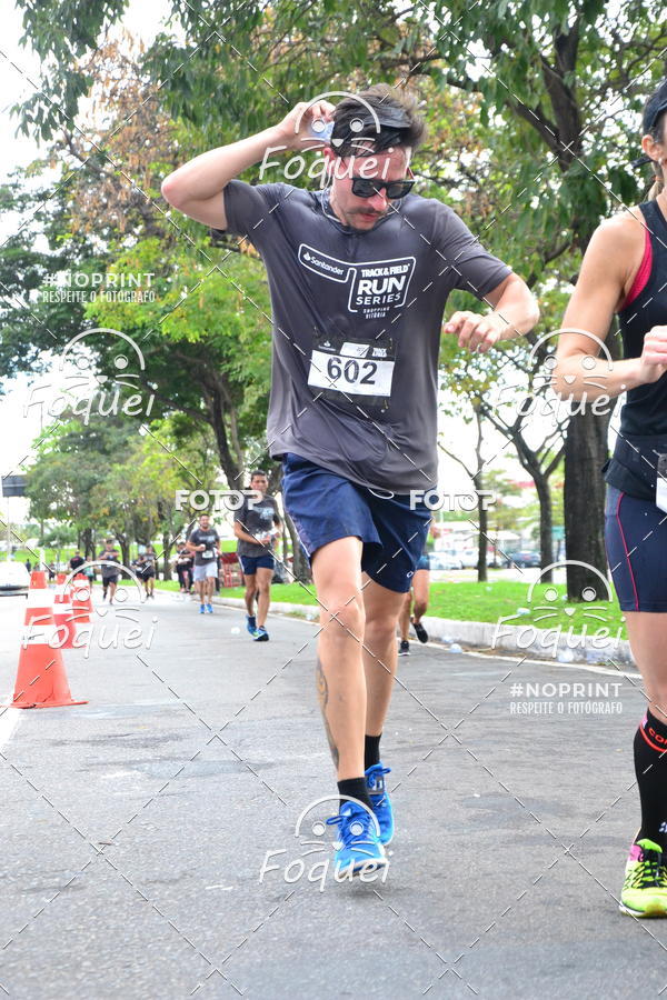 Buy your photos of the eventSantander Track&Field  Run Series - Shopping Vitria on Fotop