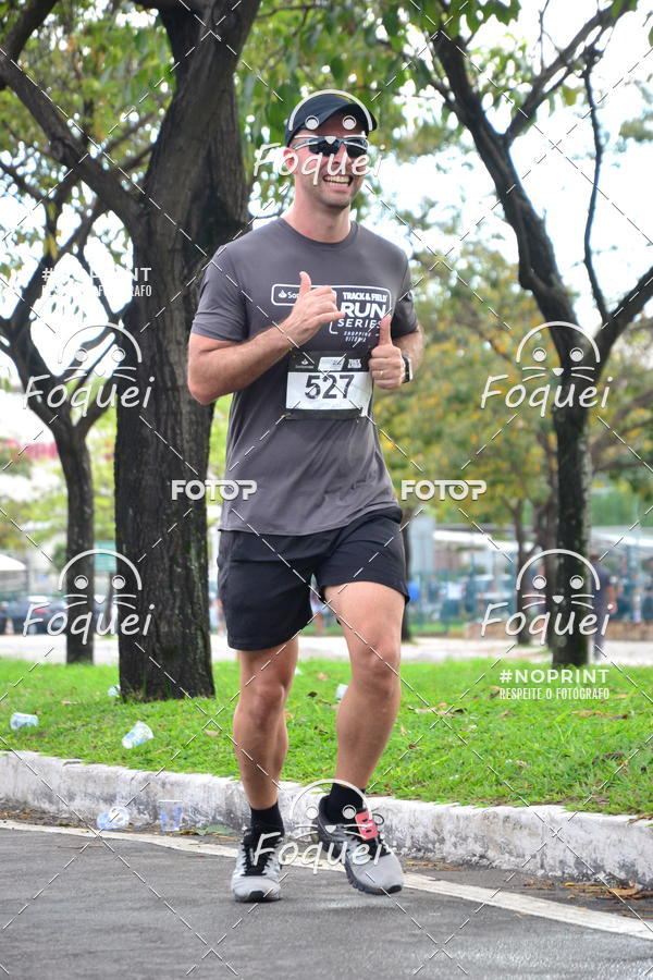 Buy your photos of the eventSantander Track&Field  Run Series - Shopping Vitria on Fotop