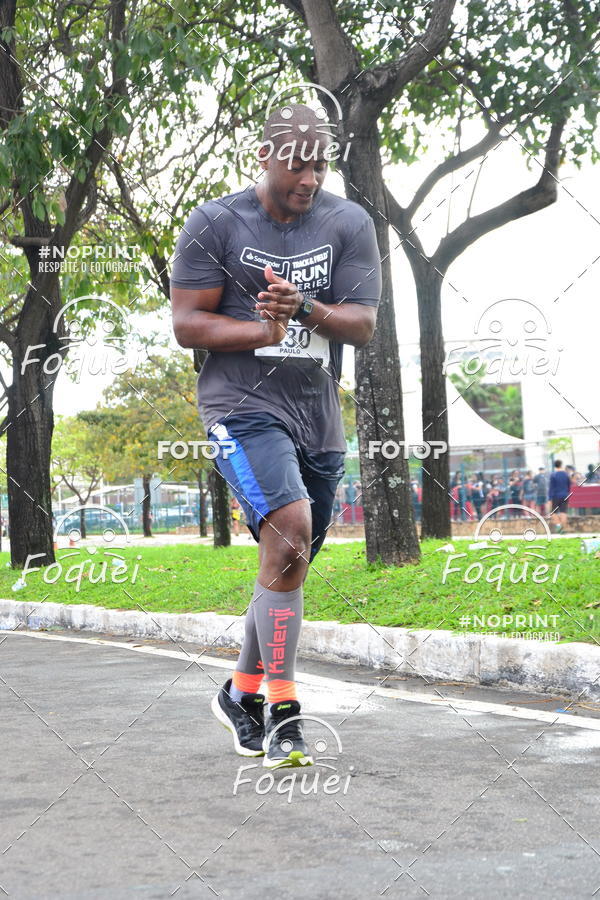 Buy your photos of the eventSantander Track&Field  Run Series - Shopping Vitria on Fotop