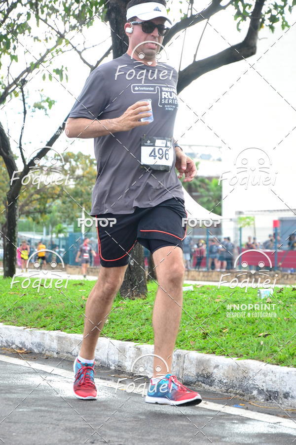 Buy your photos of the eventSantander Track&Field  Run Series - Shopping Vitria on Fotop