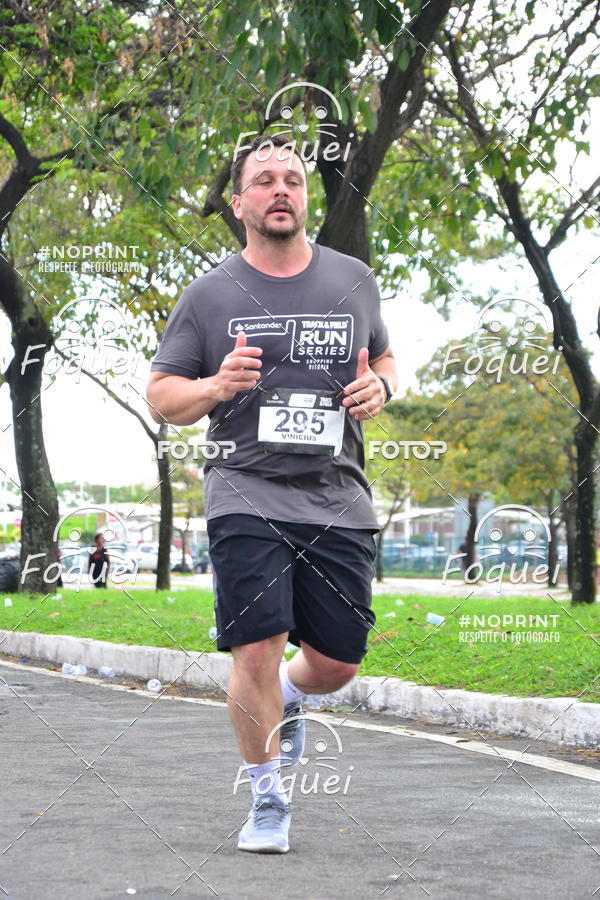 Buy your photos of the eventSantander Track&Field  Run Series - Shopping Vitria on Fotop