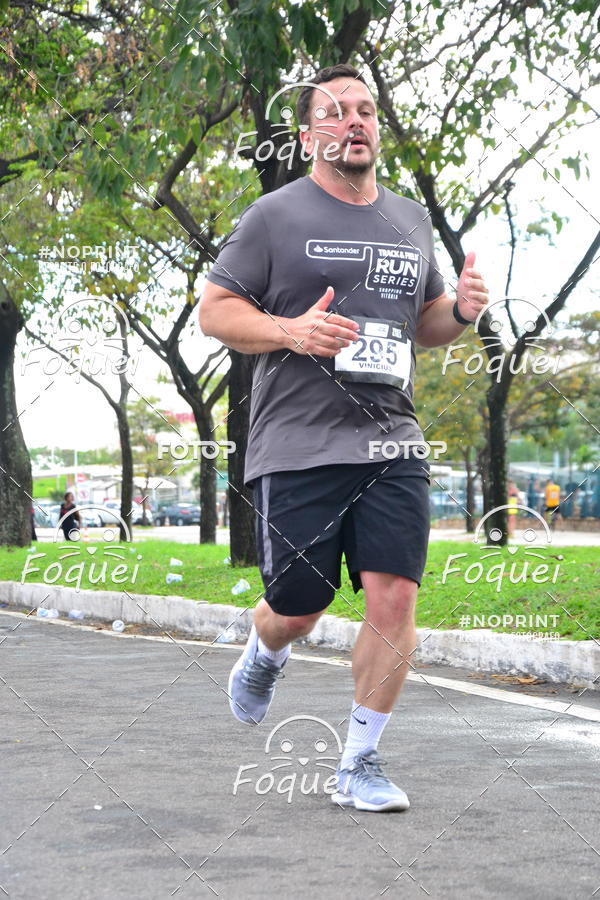 Buy your photos of the eventSantander Track&Field  Run Series - Shopping Vitria on Fotop