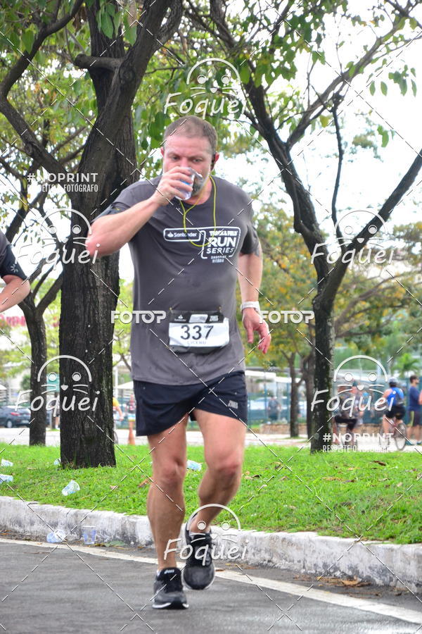 Buy your photos of the eventSantander Track&Field  Run Series - Shopping Vitria on Fotop