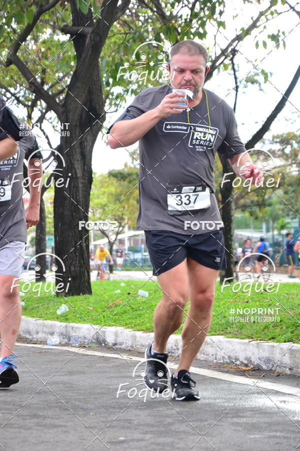 Buy your photos of the eventSantander Track&Field  Run Series - Shopping Vitria on Fotop