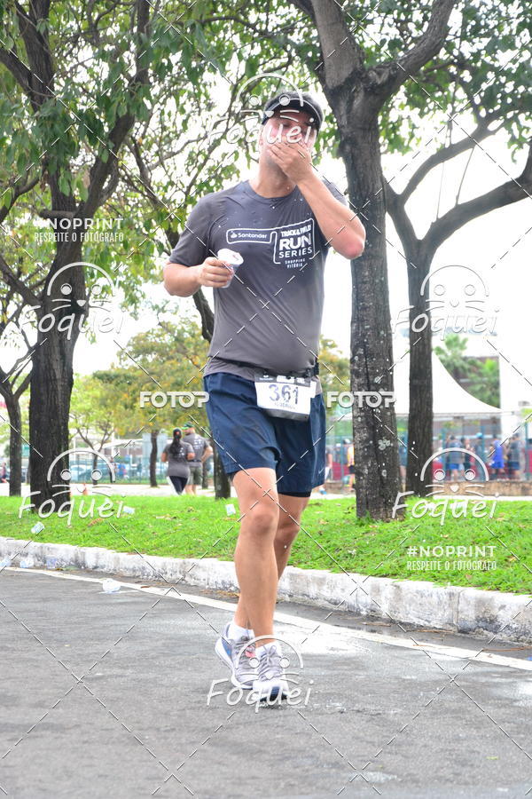 Buy your photos of the eventSantander Track&Field  Run Series - Shopping Vitria on Fotop