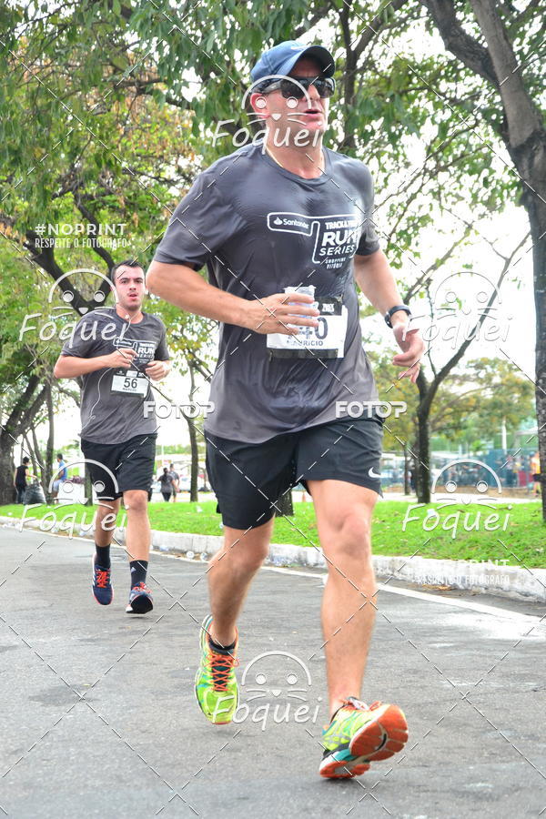 Buy your photos of the eventSantander Track&Field  Run Series - Shopping Vitria on Fotop