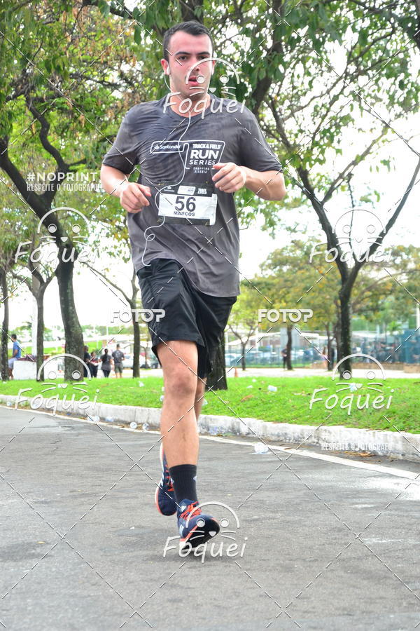 Buy your photos of the eventSantander Track&Field  Run Series - Shopping Vitria on Fotop