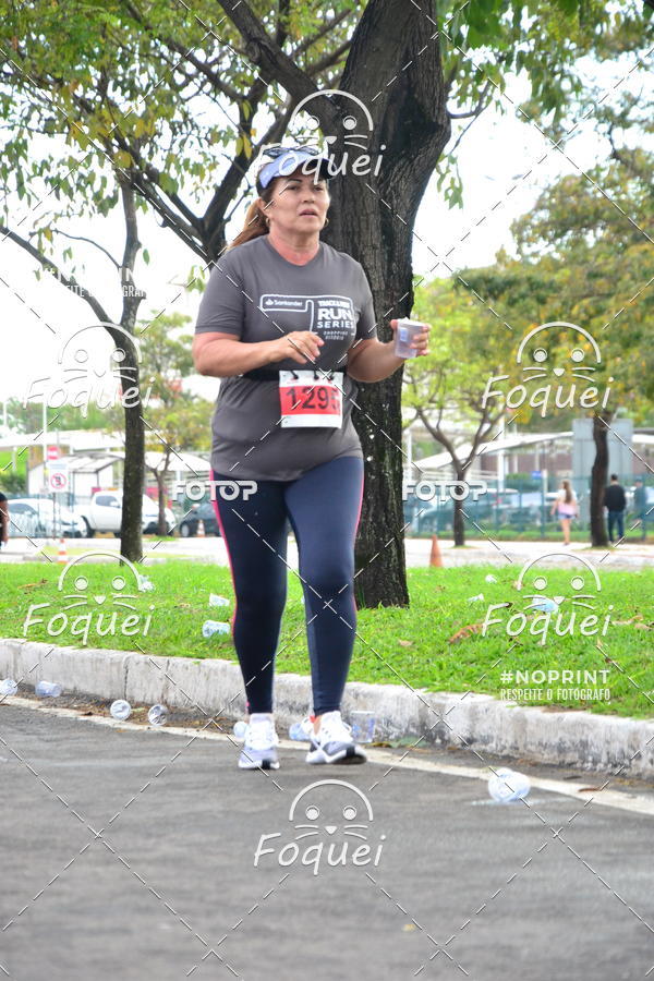 Buy your photos of the eventSantander Track&Field  Run Series - Shopping Vitria on Fotop