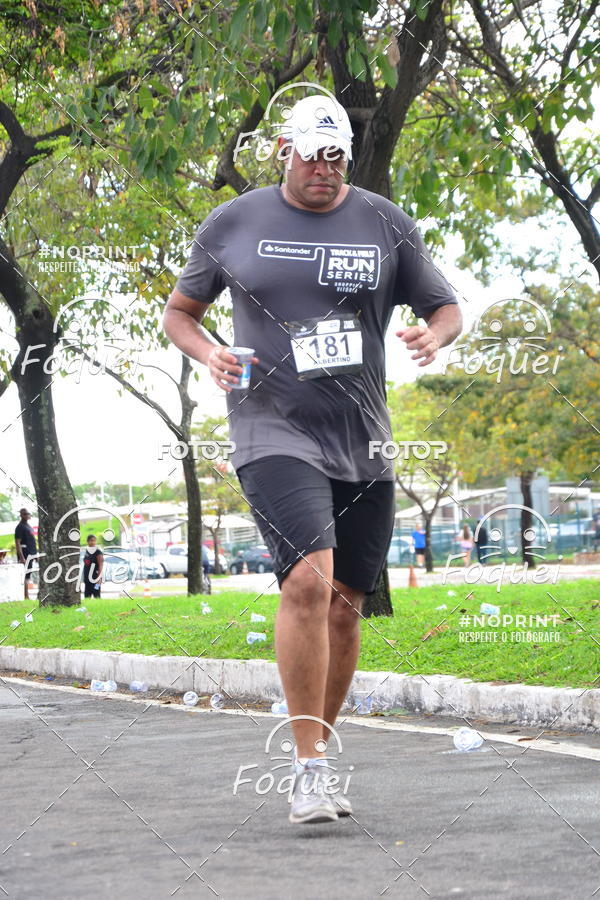 Buy your photos of the eventSantander Track&Field  Run Series - Shopping Vitria on Fotop