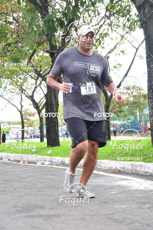 Buy your photos of the eventSantander Track&Field  Run Series - Shopping Vitria on Fotop