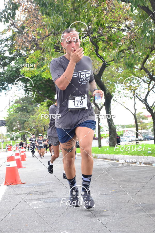 Buy your photos of the eventSantander Track&Field  Run Series - Shopping Vitria on Fotop