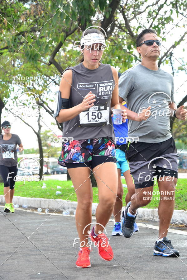 Buy your photos of the eventSantander Track&Field  Run Series - Shopping Vitria on Fotop