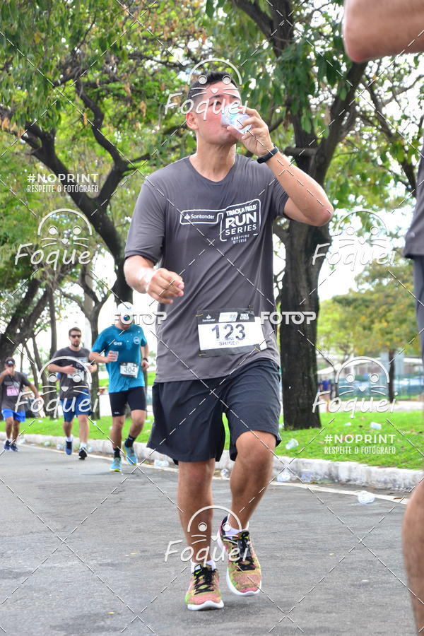Buy your photos of the eventSantander Track&Field  Run Series - Shopping Vitria on Fotop