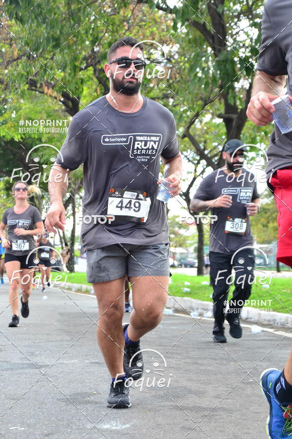 Buy your photos of the eventSantander Track&Field  Run Series - Shopping Vitria on Fotop