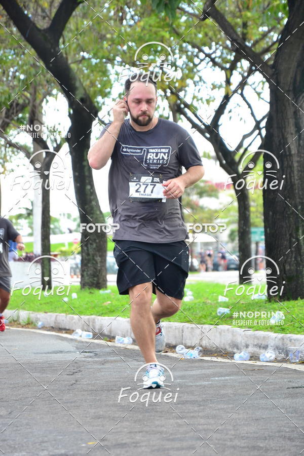 Buy your photos of the eventSantander Track&Field  Run Series - Shopping Vitria on Fotop