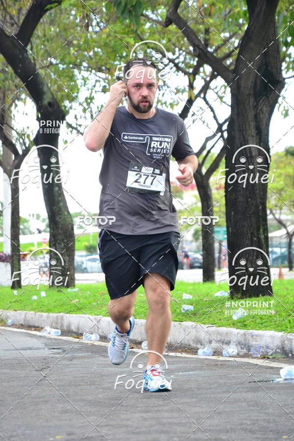 Buy your photos of the eventSantander Track&Field  Run Series - Shopping Vitria on Fotop