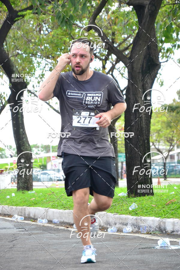 Buy your photos of the eventSantander Track&Field  Run Series - Shopping Vitria on Fotop