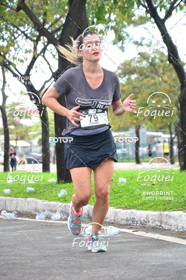Buy your photos of the eventSantander Track&Field  Run Series - Shopping Vitria on Fotop