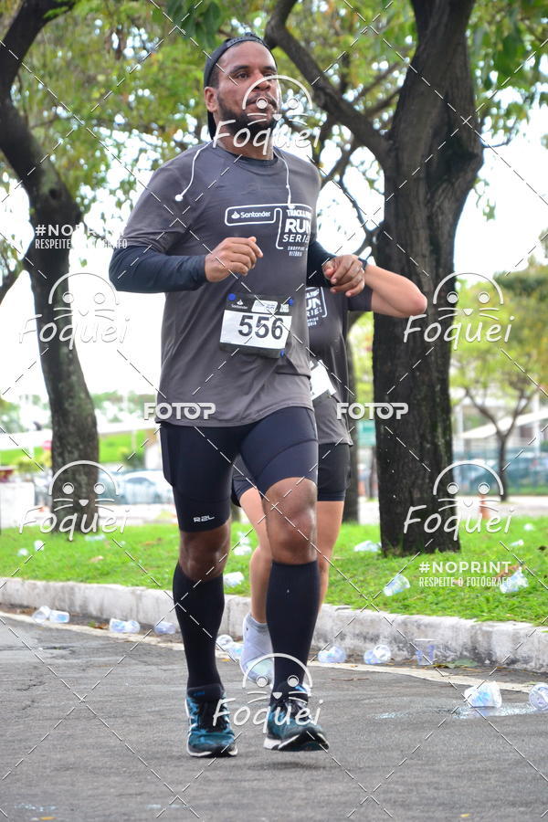Buy your photos of the eventSantander Track&Field  Run Series - Shopping Vitria on Fotop