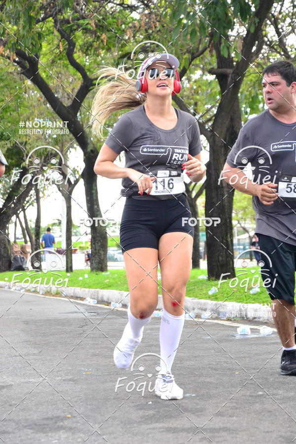 Buy your photos of the eventSantander Track&Field  Run Series - Shopping Vitria on Fotop