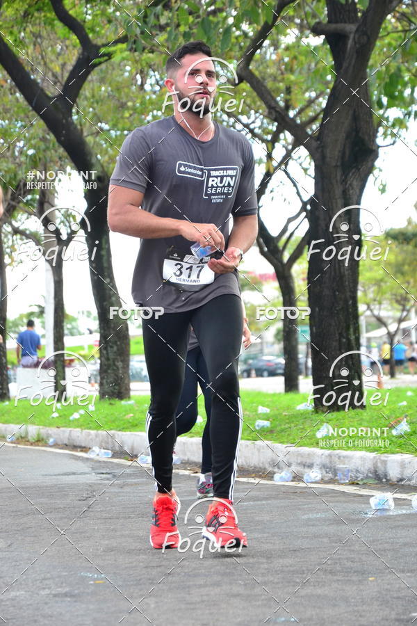 Buy your photos of the eventSantander Track&Field  Run Series - Shopping Vitria on Fotop