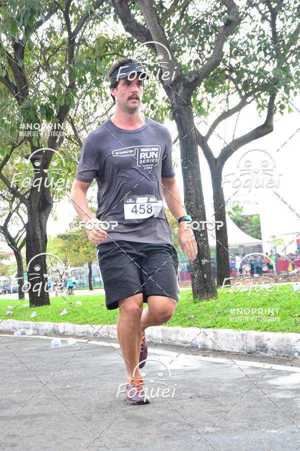 Buy your photos of the eventSantander Track&Field  Run Series - Shopping Vitria on Fotop