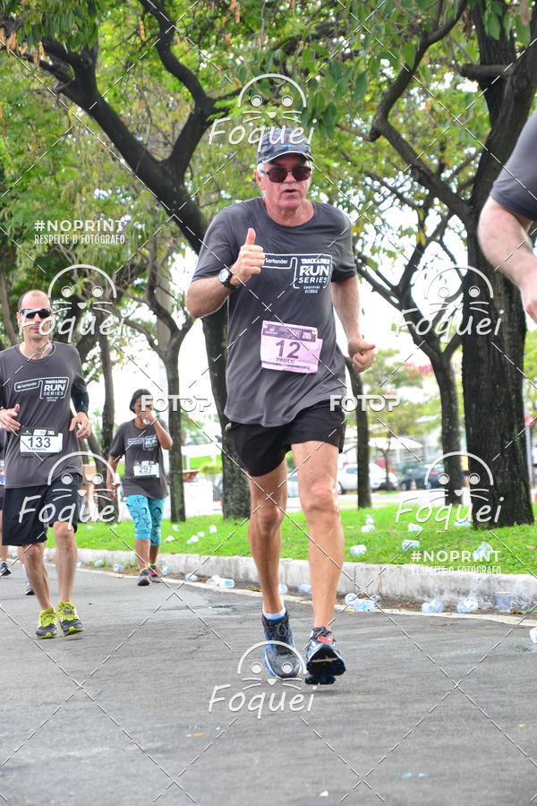 Buy your photos of the eventSantander Track&Field  Run Series - Shopping Vitria on Fotop