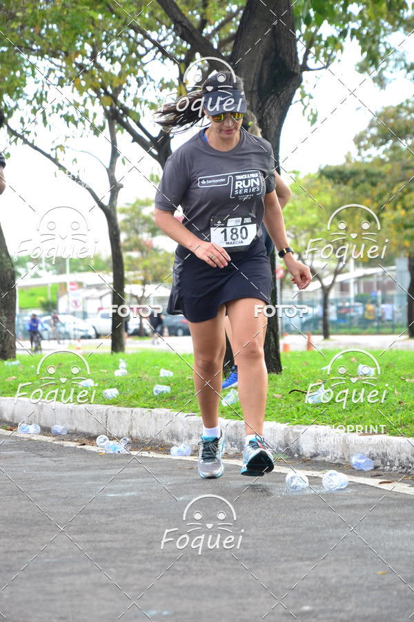 Buy your photos of the eventSantander Track&Field  Run Series - Shopping Vitria on Fotop