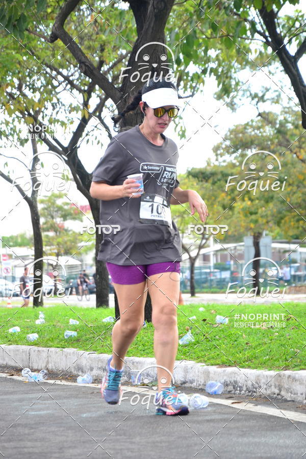 Buy your photos of the eventSantander Track&Field  Run Series - Shopping Vitria on Fotop
